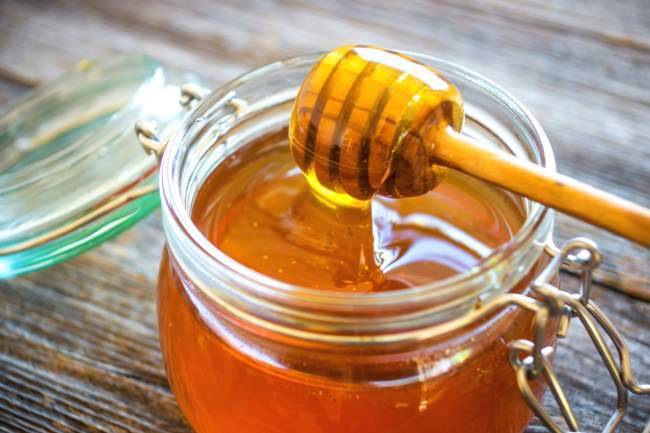 Почему мед засахаривается?