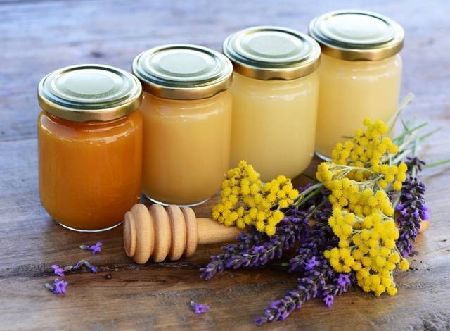 Как правильно выбрать мёд при покупке в магазине, на рынке. видео.