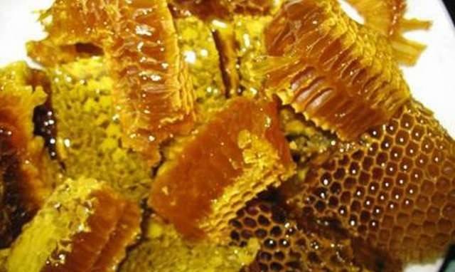 Можно ли есть воск из пчелиных сот