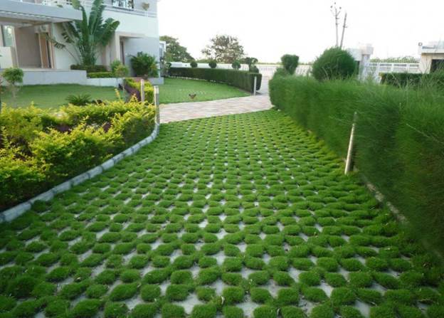 Бетонные газонные решетки: разновидности и советы по выбору