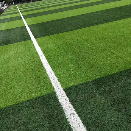 Искусственный газон для футбольного поля: описание и характеристики