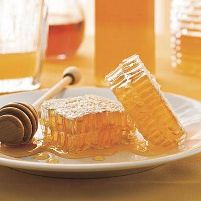 Как хранить мед в сотах в домашних условиях?
