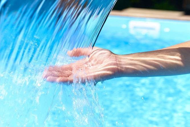 Как правильно дезинфицировать воду в бассейне перекисью водорода